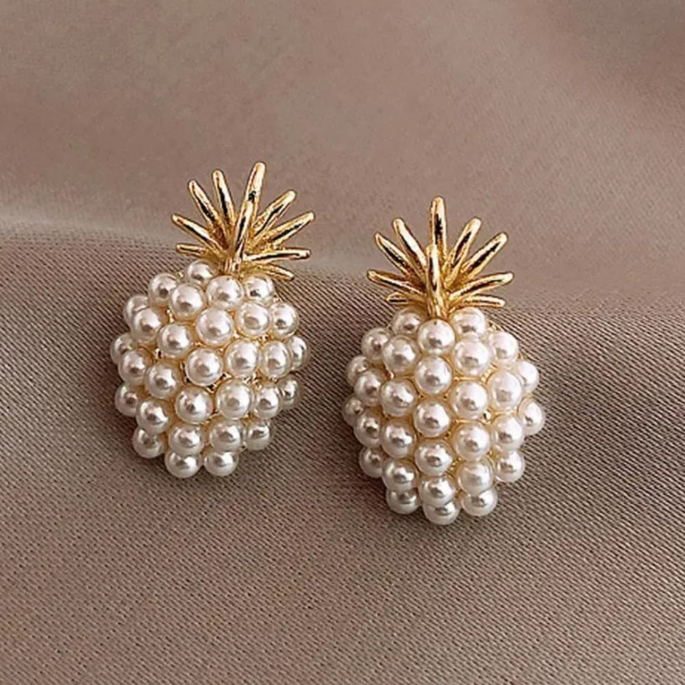 Pineapple pearl 14k gold stud earrings